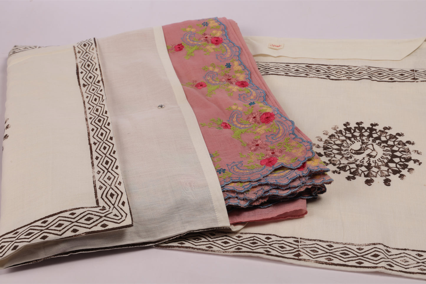 Warli Print Garment Cover