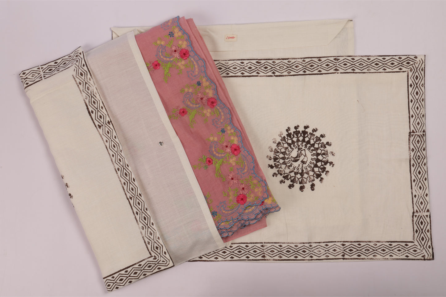 Warli Print Garment Cover