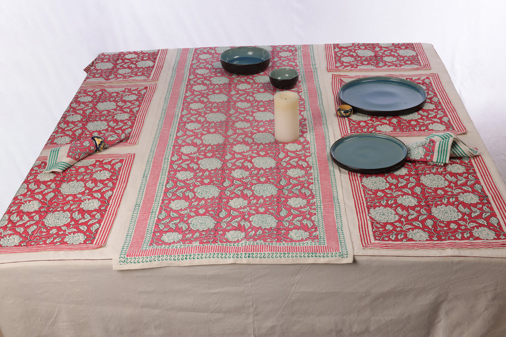 Rose Garden Runner